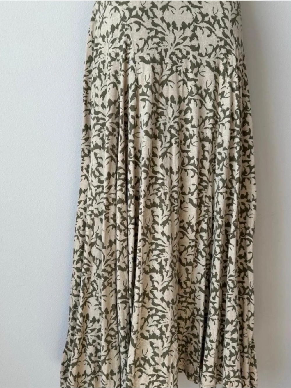 Ralph Lauren Cream Maxi Dress with Olive Botanical Print - Picture 5 of 6